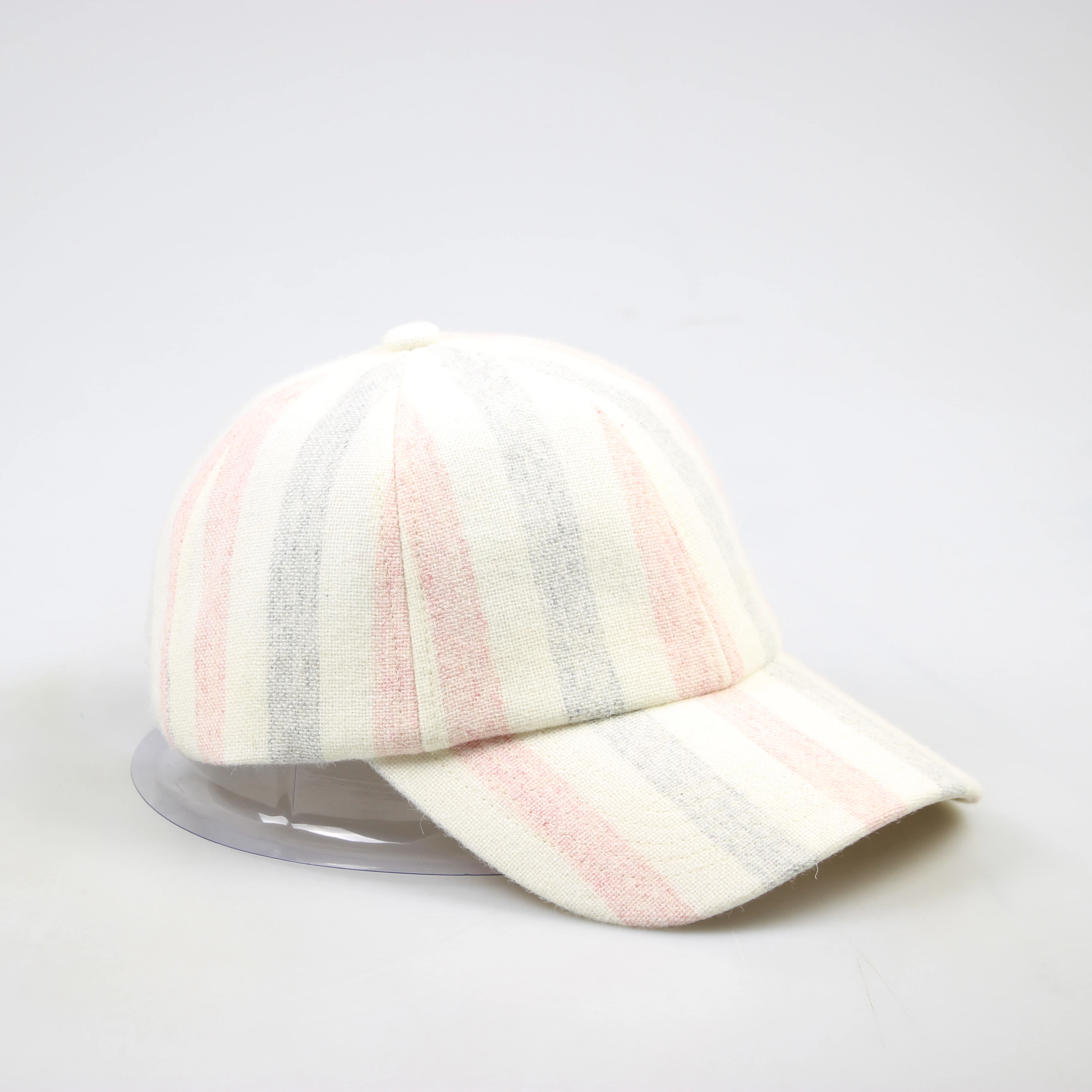 Customized Light Weight Cotton Fabric 6 Panel Baseball Cap Blank Hat Sport Cap With Rubber Strap Metal Buckle