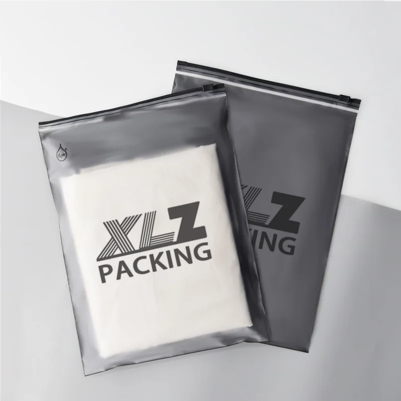 Wholesale Custom Logo Eco Friendly Pvc Frosted Matte Plastic  Packaging Zipper Poly Mailing Bag For Clothing & Underwear