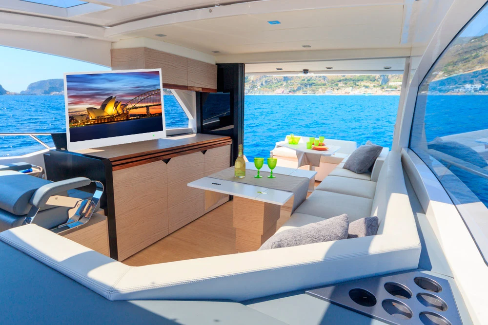 22inch Smart Android 9.0 IP66 Waterproof Bathroom TV Stylish White Design 1080P Full HD with Built-in Wi-Fi, Integrated Speakers