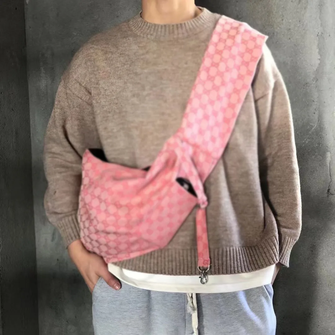 Wholesale pet fashion trendy outgoing dog carrying backpack double-sided available pet one-shoulder diagonal bag