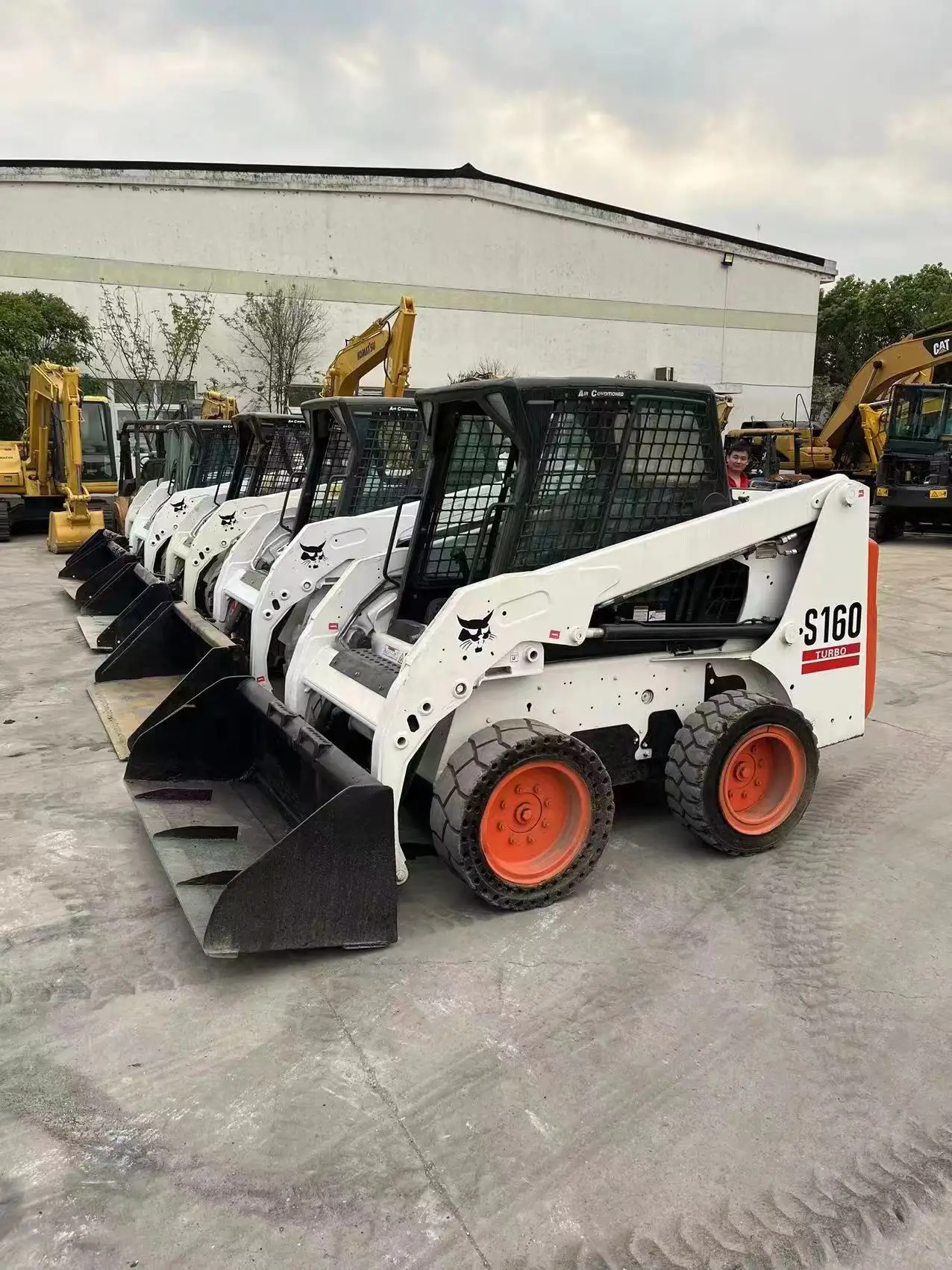 used construction machinery  2017 Bobcat S160 Engineering  Wheel Loader Skid Steer Loader