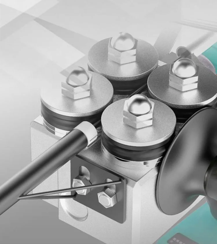 Easy to operate cordless portable electric threading machine pipe threader