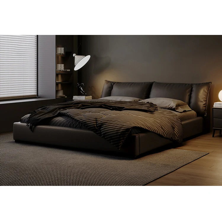Modern simple imported cowhide high-end atmosphere 1.5 meters bed light luxury wedding bed Italian master bedroom soft bed