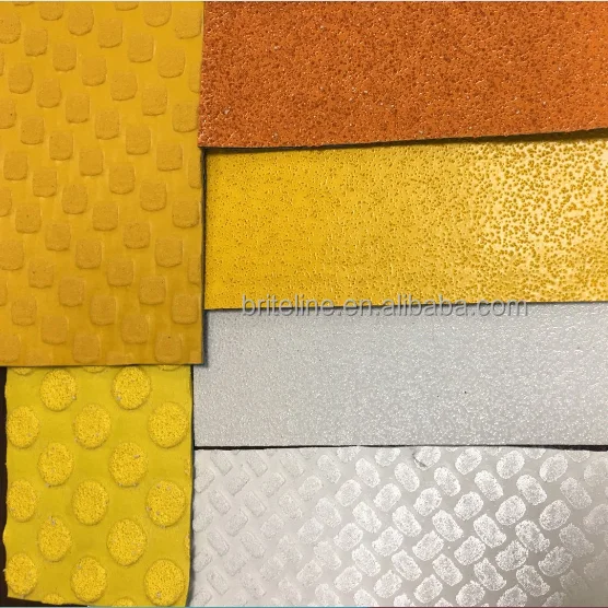 retroreflective road markings