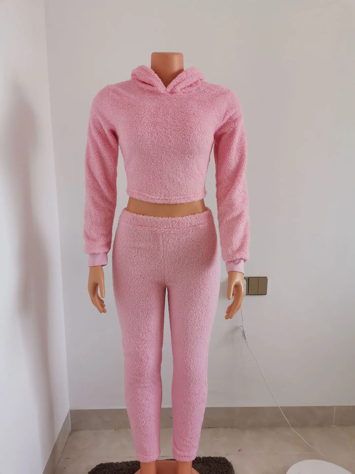 Amazon Fall Winter Clothes Long Sleeve Furry Tracksuit Sweatsuit Crop Top 2pc Outfits Two Piece Pants Set Women Clothing