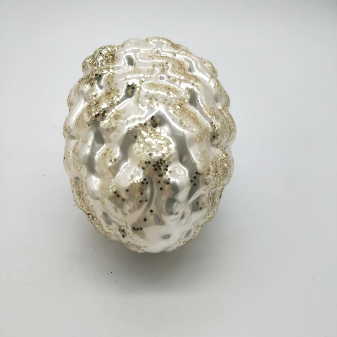 Factory Sale Decorative Glass Blown Pine Cone Shaped Gold Christmas Glass Hanging Ornament Ball For Xmas Tree