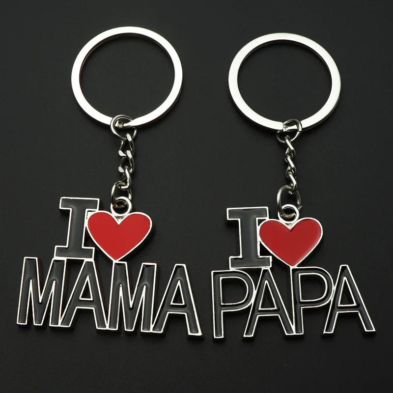 Fashion Letter I Love MOM/DAD/PAPA/MAMA Keychains Heart Shaped Key Chain Unisex Personality Metal Keychain Parent Gift Jewelry