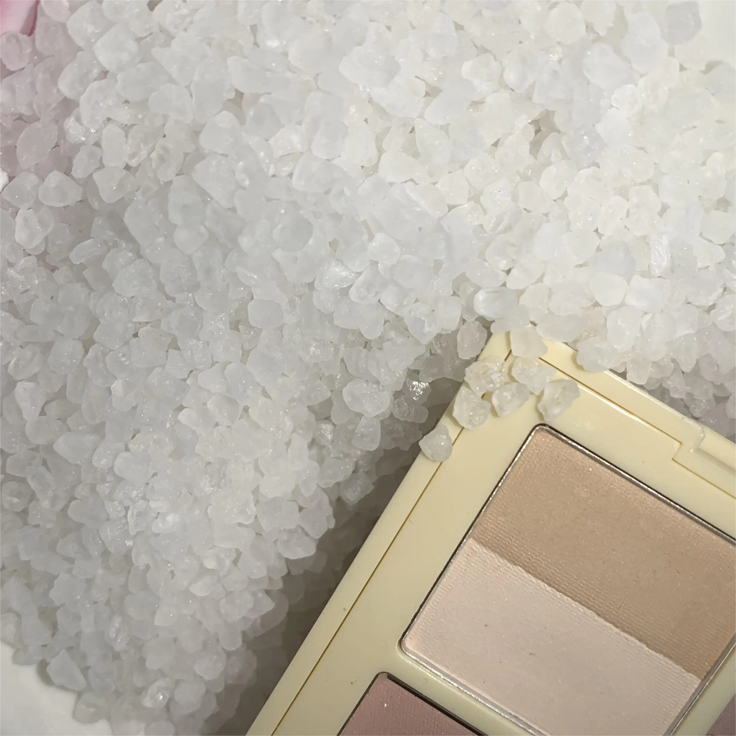 Salt manufacturer White crystal sodium chloride Jumbo Ton bags Glass manufacturing