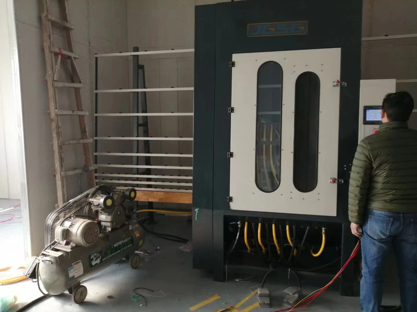 Glass Sandblasting Machine Vertical For Glass Automatic Sandblasting equipment