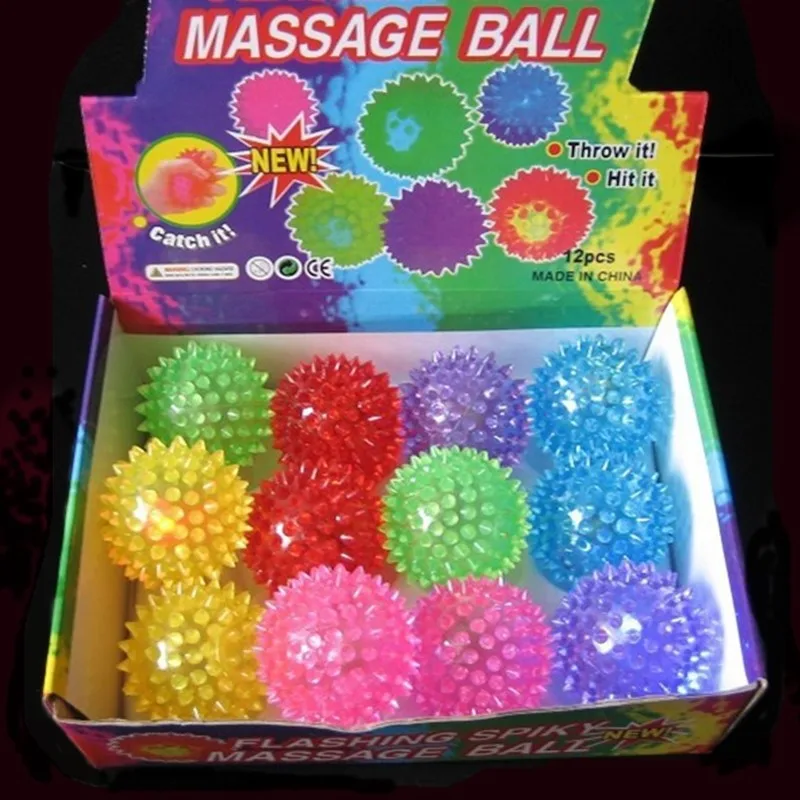 Elastic LED Light-Up Dog Toys Chew Spike Ball Interactive Pet Cat Molar Rubber Toy For Dogs Flash Ball Pet Dog Toys