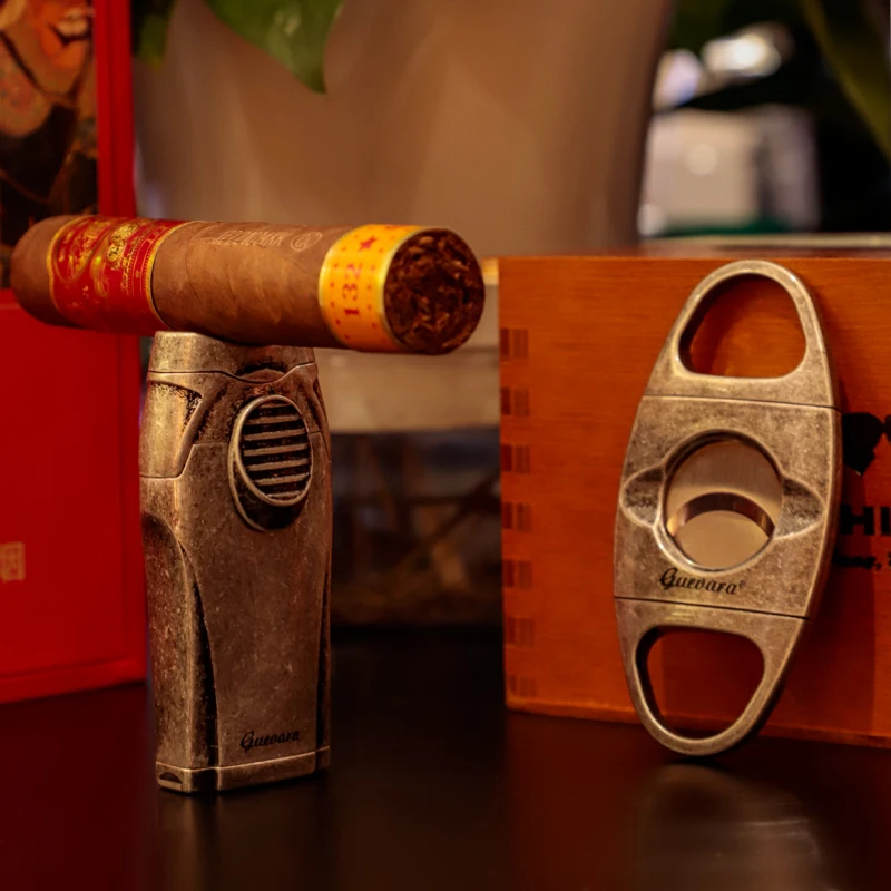 New Guevara Cigar Gift Sets Cigar Cutter with Stand and Cigarettes Smoking Lighters