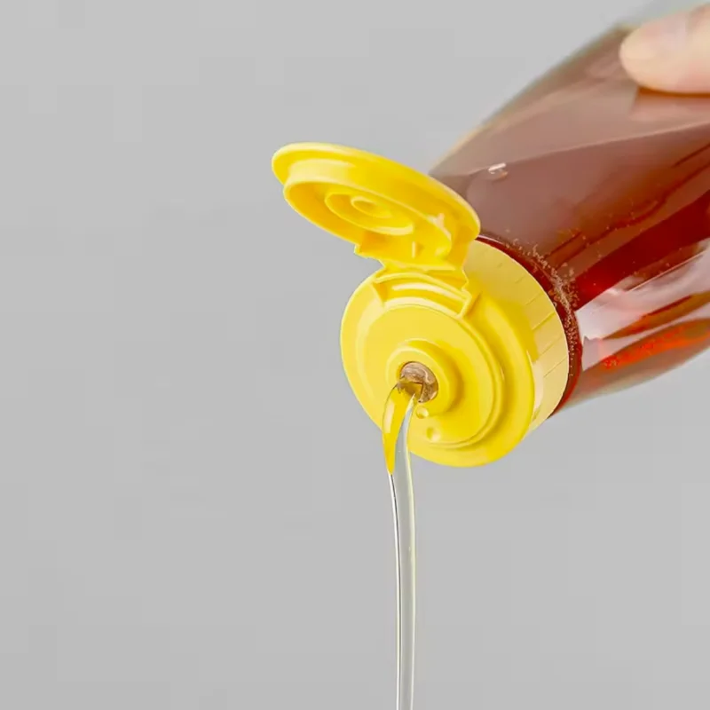 High Quality White Black Yellow Food Grade Plastic 38mm Round Flip Top Cap with Silicone for Inverted Squeeze Sauce Bottle