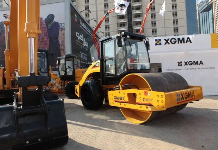 Вибрационный дорожный каток XGMA XG6071D 7 тонн по лучшей цене распродажа