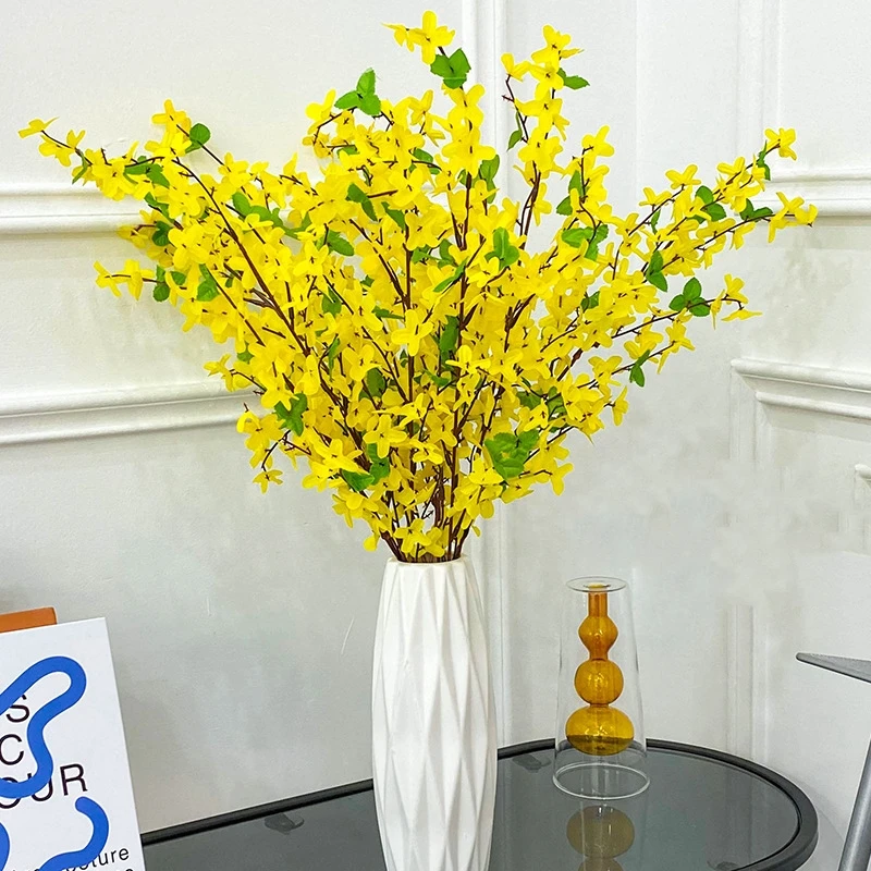 Artificial Single Winter Jasmine Decorative Flowers Flowers Full Shape Realistic, Suitable for Home &office& Garden Decoration.