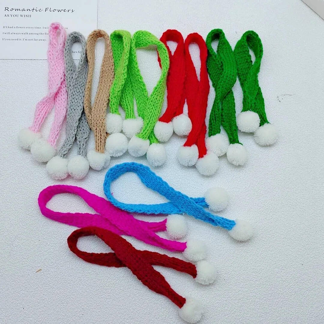 Knitted Wool Mini Scarf Christmas Scarf Easy to Store Festive Portable Scarf for Neck Wine Bottle Doll Drink Cup Decoration