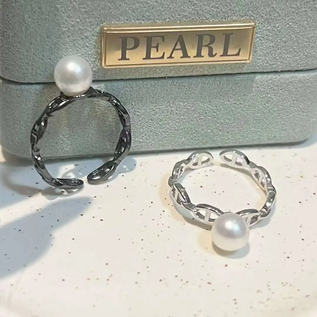 Hot selling white gold and black pig nose rings, 6-7MM natural freshwater ring, Zhuji freshwater pearl as a gift for girls