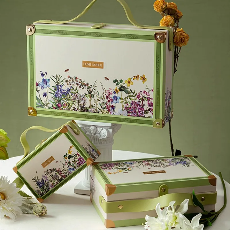 Customized Wedding Party Favor Paper Gift Box Candy Boxes Supply Accessories Favour White Cardboard Gift Boxes