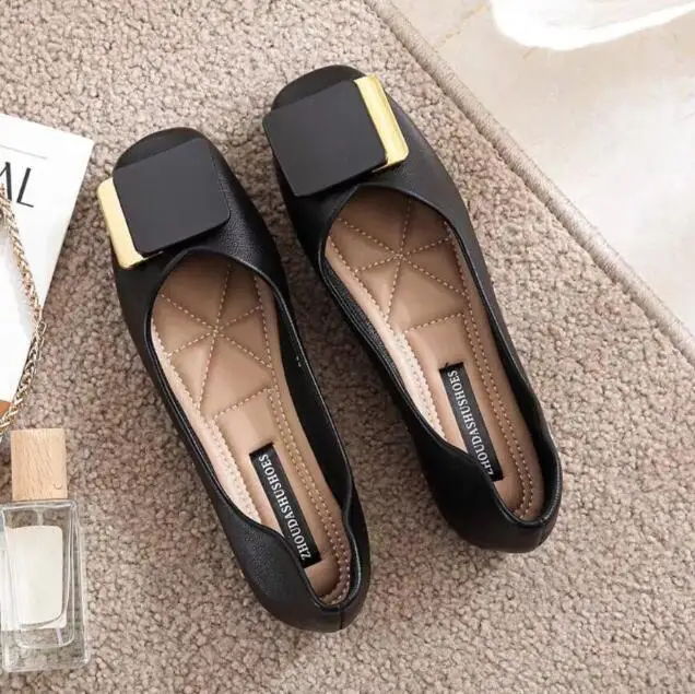 NEW Casual Fashion Slip-on Ballerina Flats Patent Ladies Spring Autumn Footwear With Metal Buckle Leather flat shoes