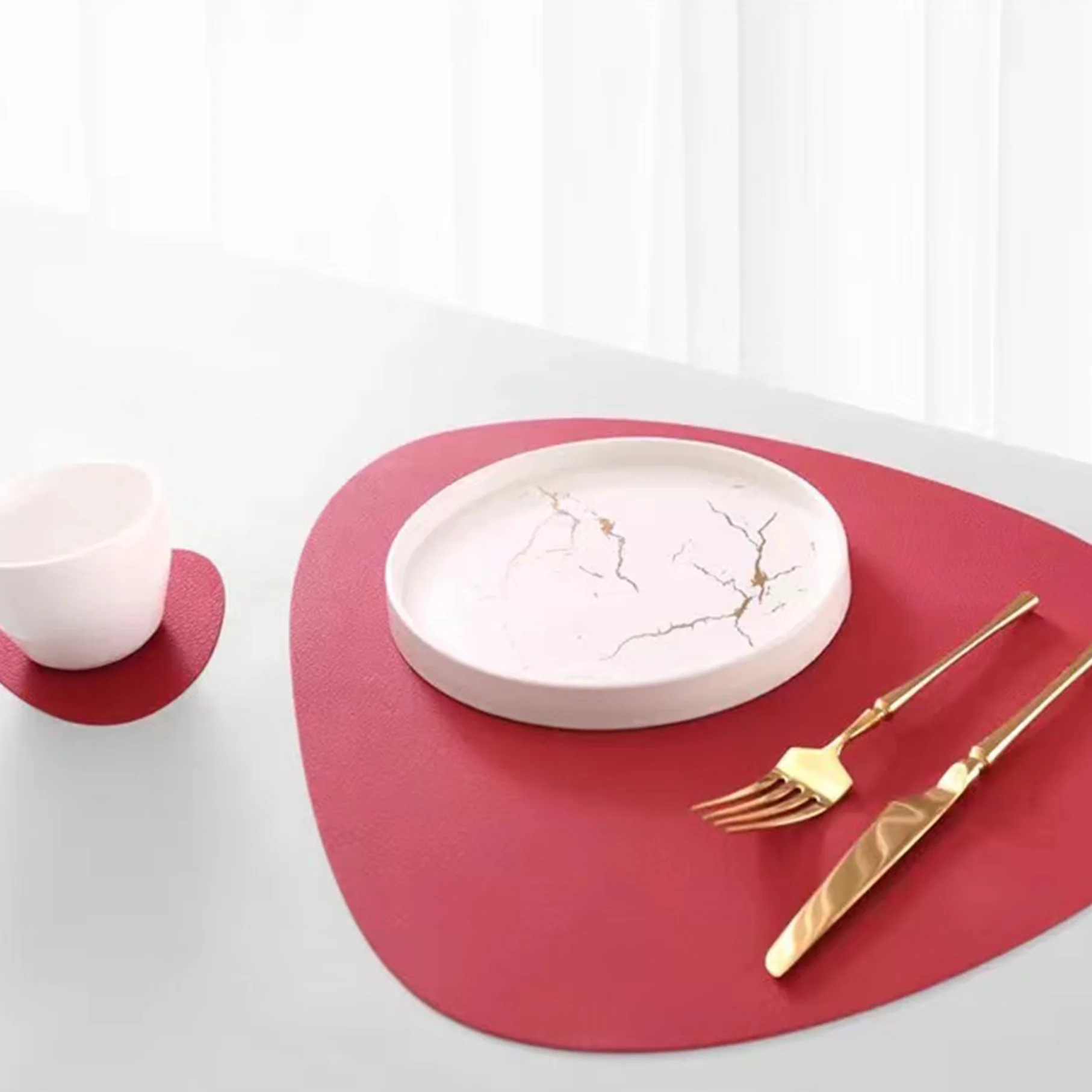 Wholesale Silicone Placemat Set Antifouling Water Drop Silicone Leather Place Mat Set Eco-friendly Safety Placemat silica gel