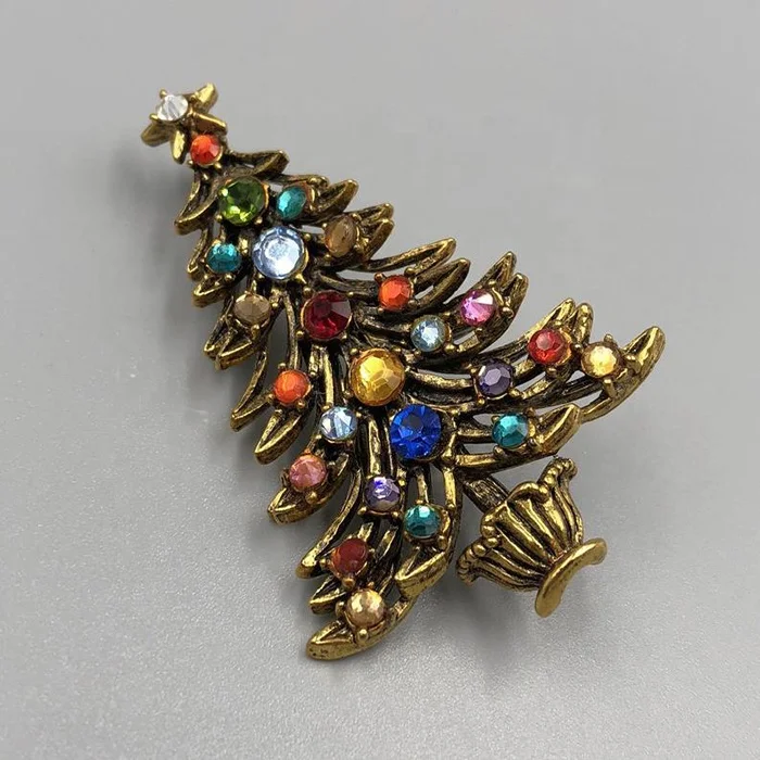 Factory shiny metal diamond brooch for girl boy Christmas gift