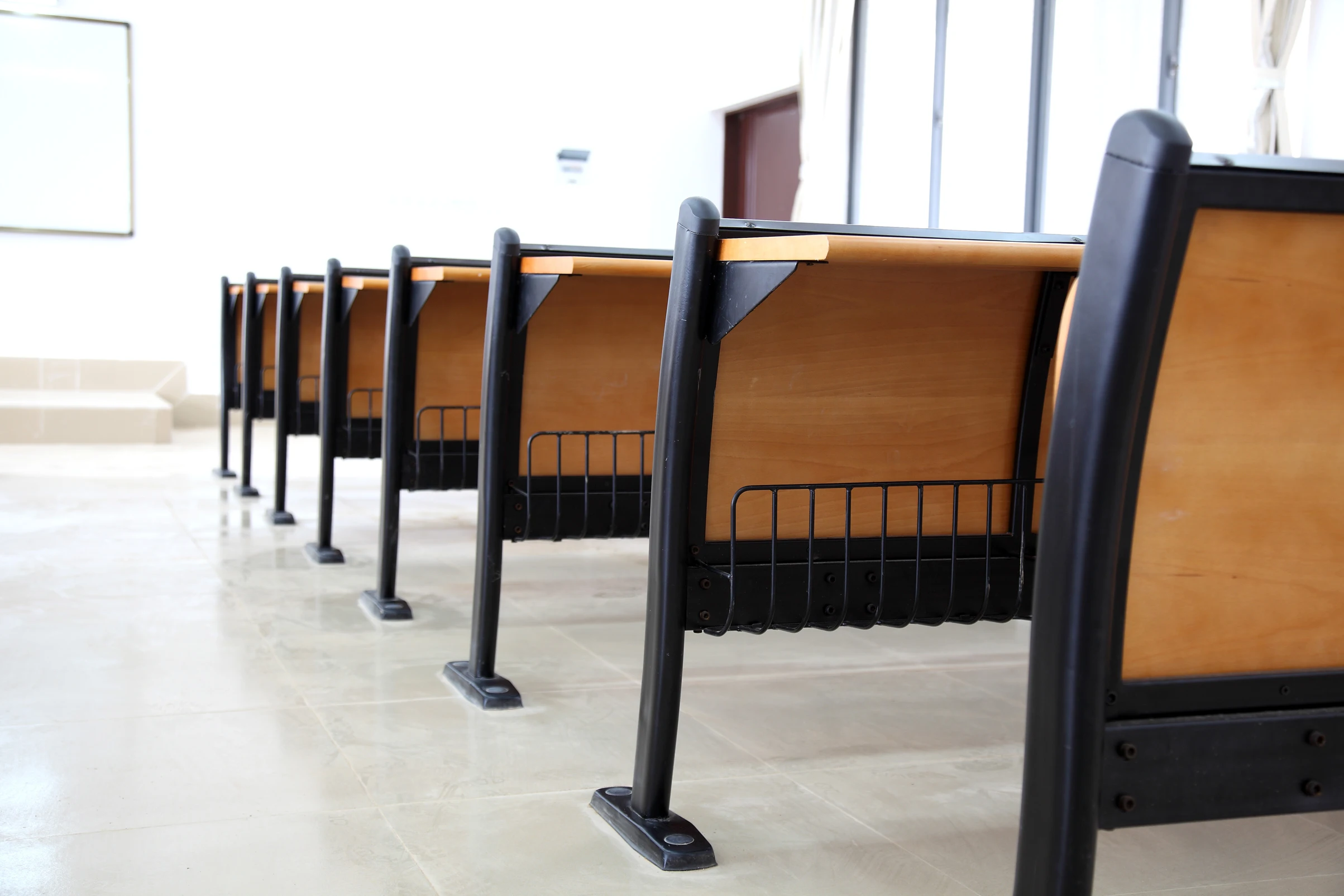 CLASSICAL DESIGN student desk student chair for university school furniture good price for classroom