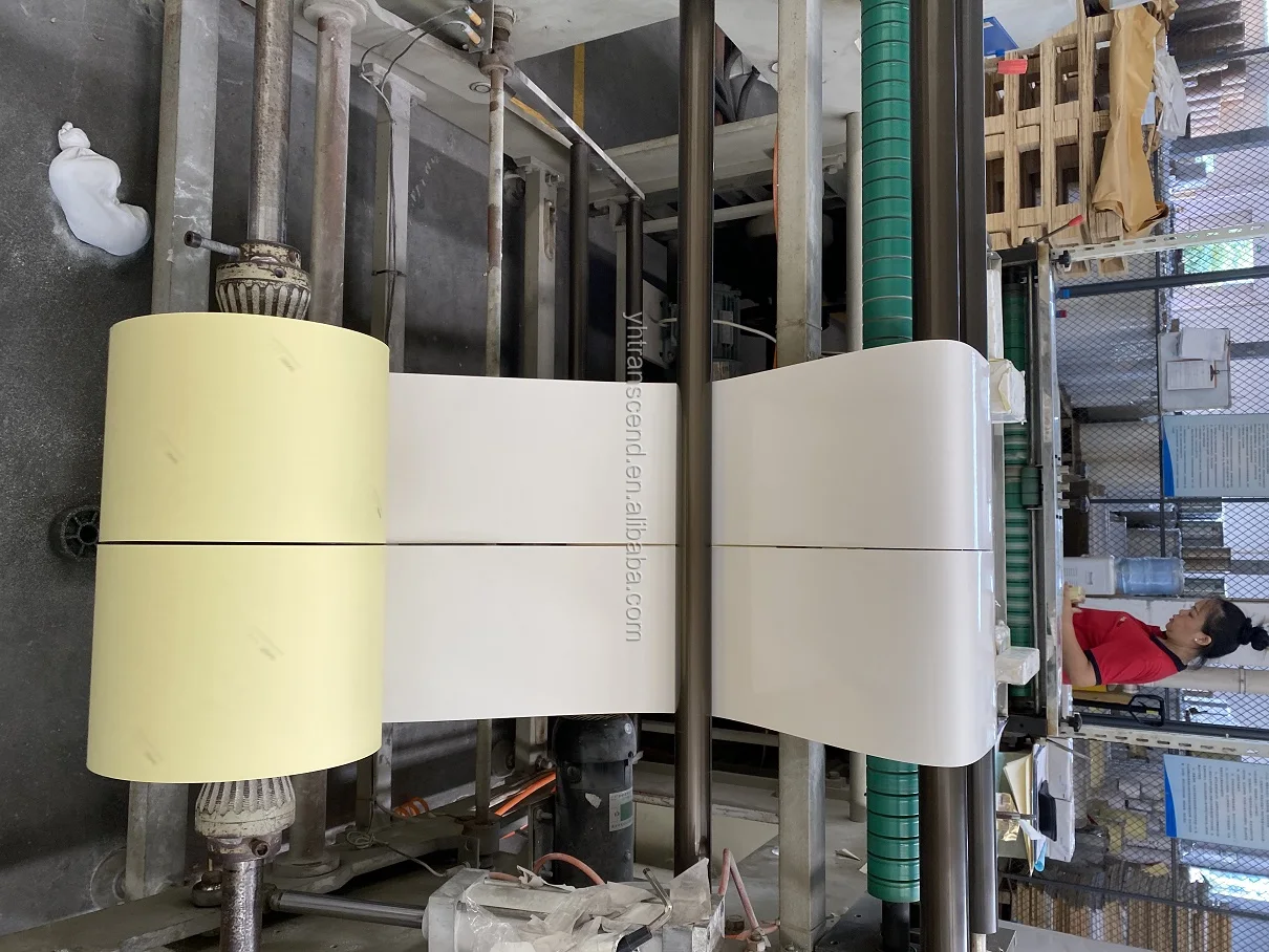 80/88 GSM Gloss White Bottom Self-Adhesive Sticker Paper Customizable Size for Shipping Labels Made from Acrylic Material