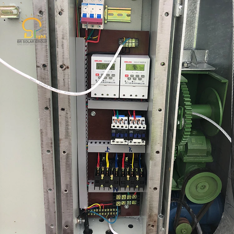 Manufacturer Solar / LED / AC High Mast Lightning Not Telescopic Tower Mast with Lightning Rod For Highway Square