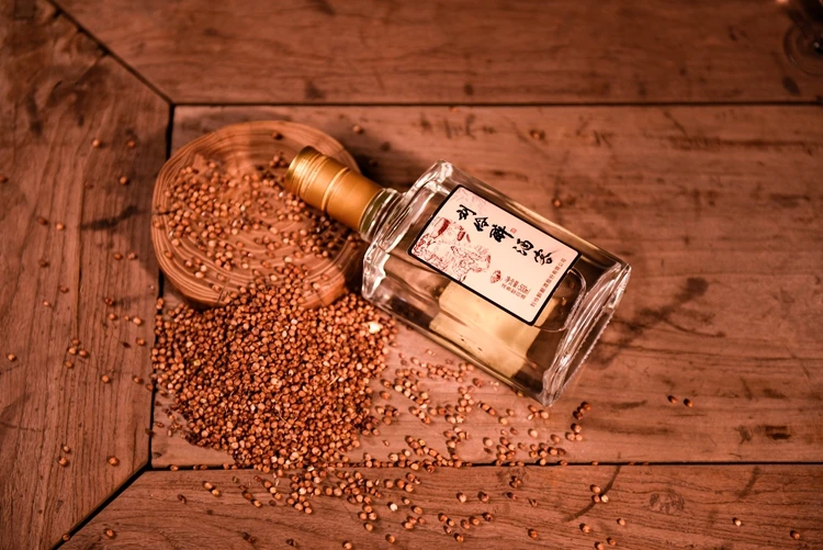 
LIU LING ZUI Drinkers Family White Liquor 42% 500ml Gift Set White Liquor Chinese Beverages Baijiu 