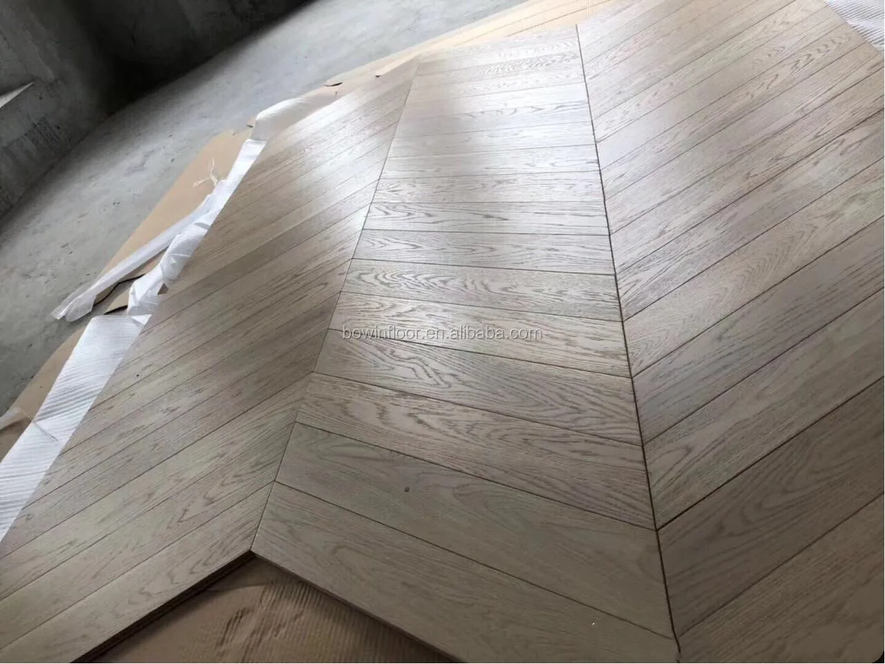 European White oak engineered chevron parquet