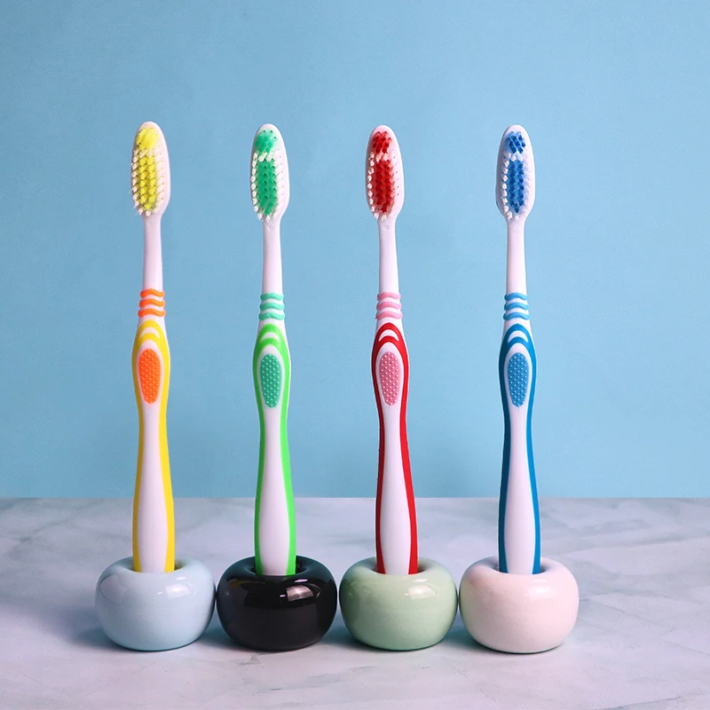 Wholesale Custom Logo  Home Travel Plastic Nylon Bristle Comfort Rubber Handle Adult Toothbrush