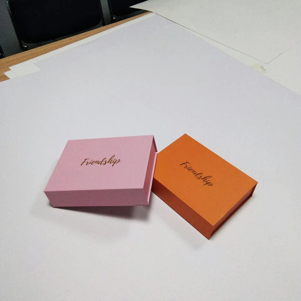 2022  Wholesale Rigid Book Shape Black Cardboard Packaging Credit VIP Card Gift Box