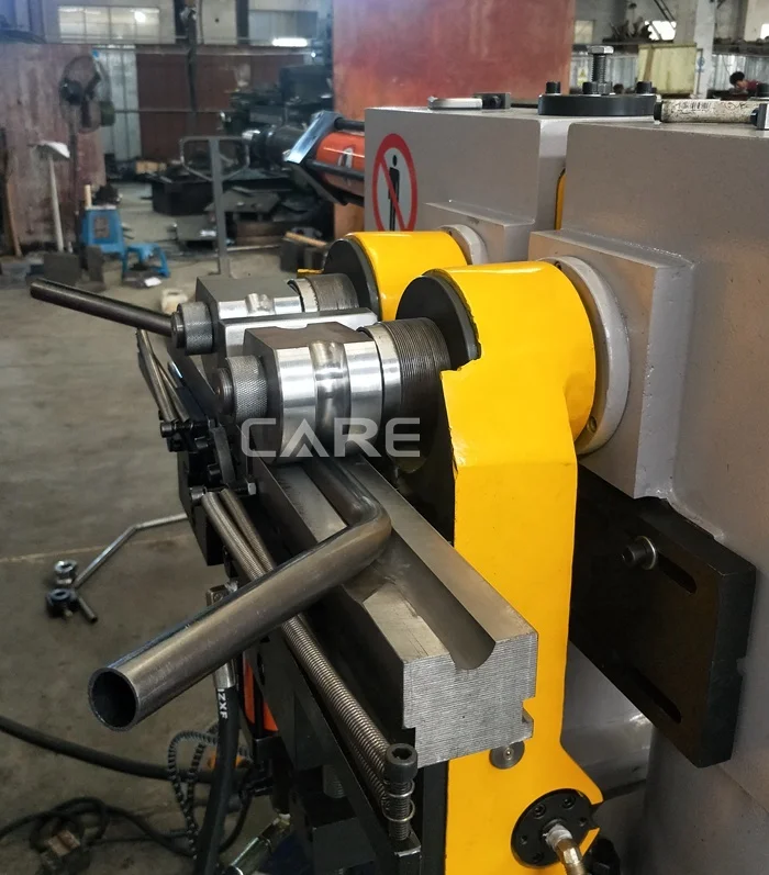 SW38A автоматический гибочный станок с двойной головкой и вращением на 90 градусов