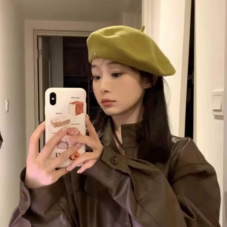 Spain Female Wool Beret Autumn Winter High End Solid Color Cold Warm Hat Plush Painter Cap Beret