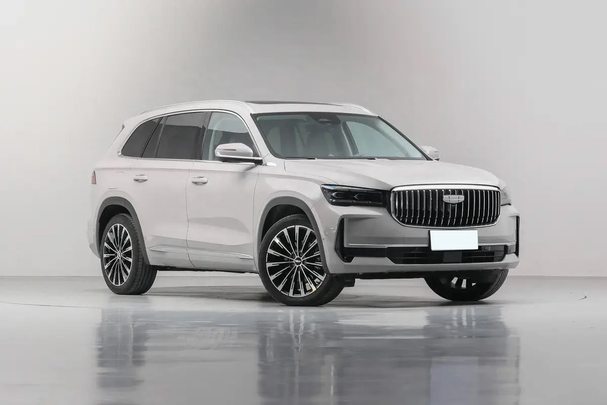 Купить бензиновый автомобиль из Китая Geely Xingyue L 5 дверей мест внедорожник высокая скорость 215 км/ч передний привод бензиновые автомобили для взрослых