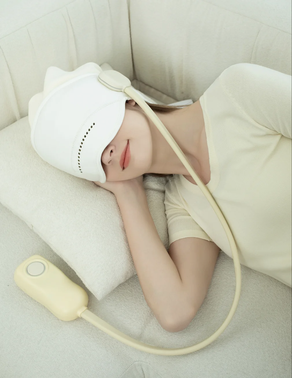 Electric therapy products wireless muscle helmet portable vibrating electric head massager