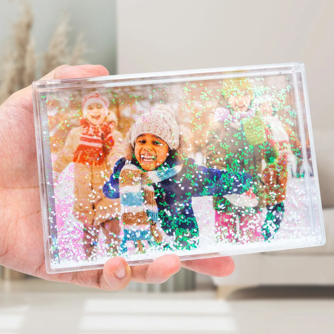 2023 Manufacture 4x6 Inch Quicksand Picture Frame Desktop Display Glitter Acrylic Photo Frame Made of  Plastic