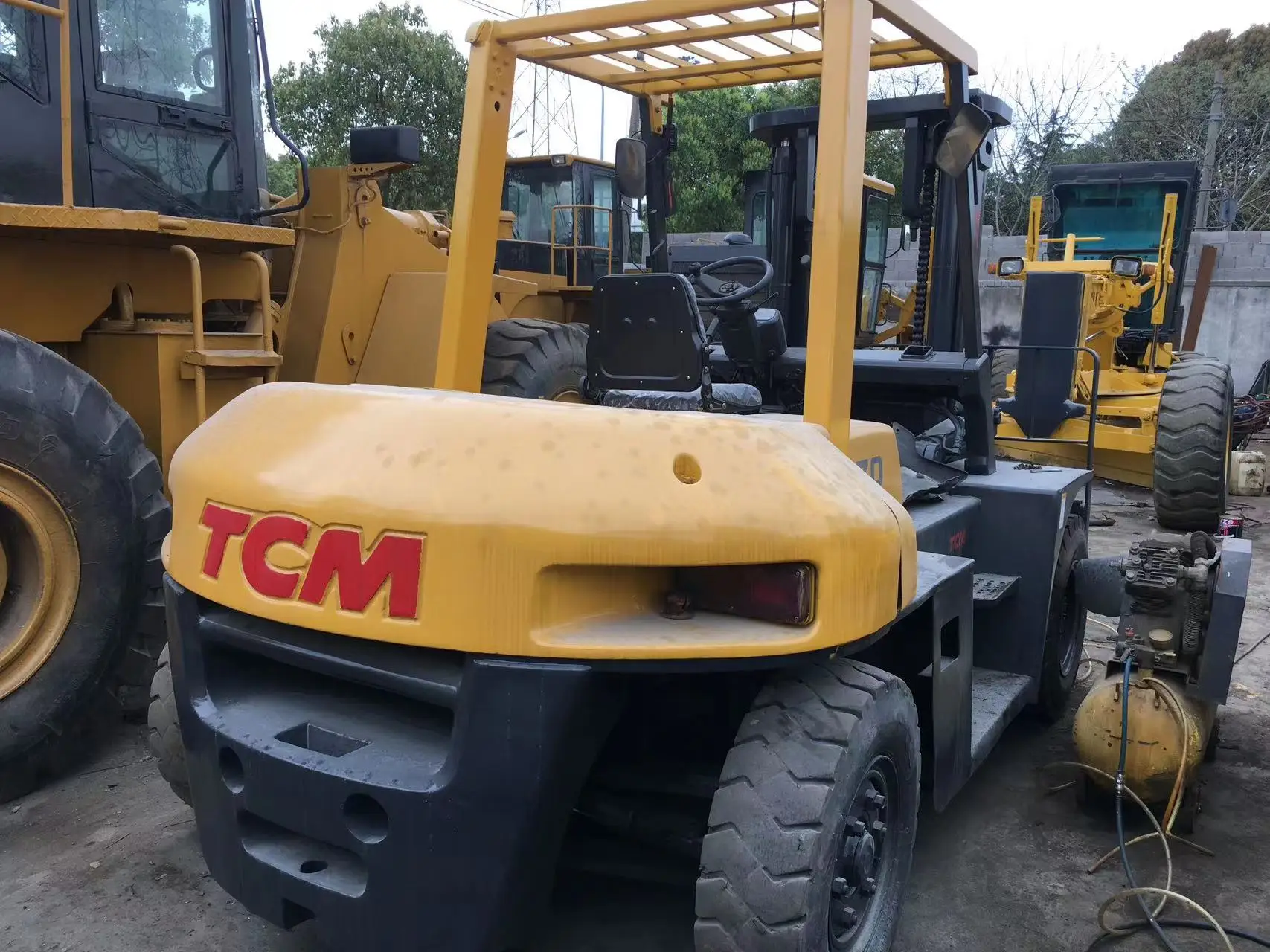 High quality used 7 ton forklifts 2 stages with good price for Japan TCM forklift