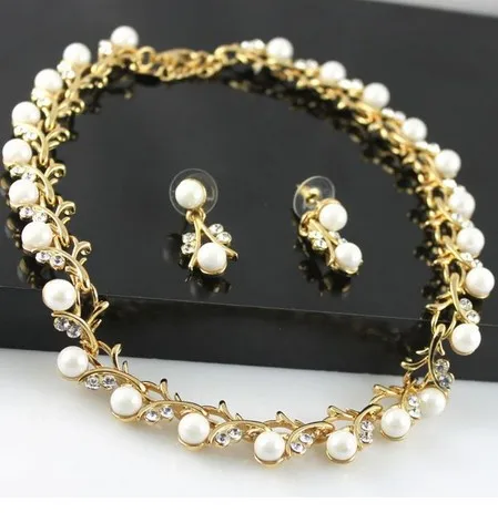High End Alloy Two-Piece Set Crystal Diamond Pearl Bridesmaid Jewelry Necklace Earrings