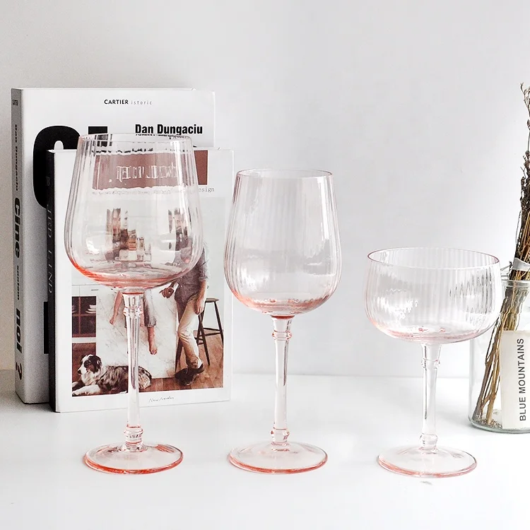 розового цвета с вертикальными полосами Кубок тюльпан высокие продолговатые фужеры для шампанского, бокалы для свадьбы