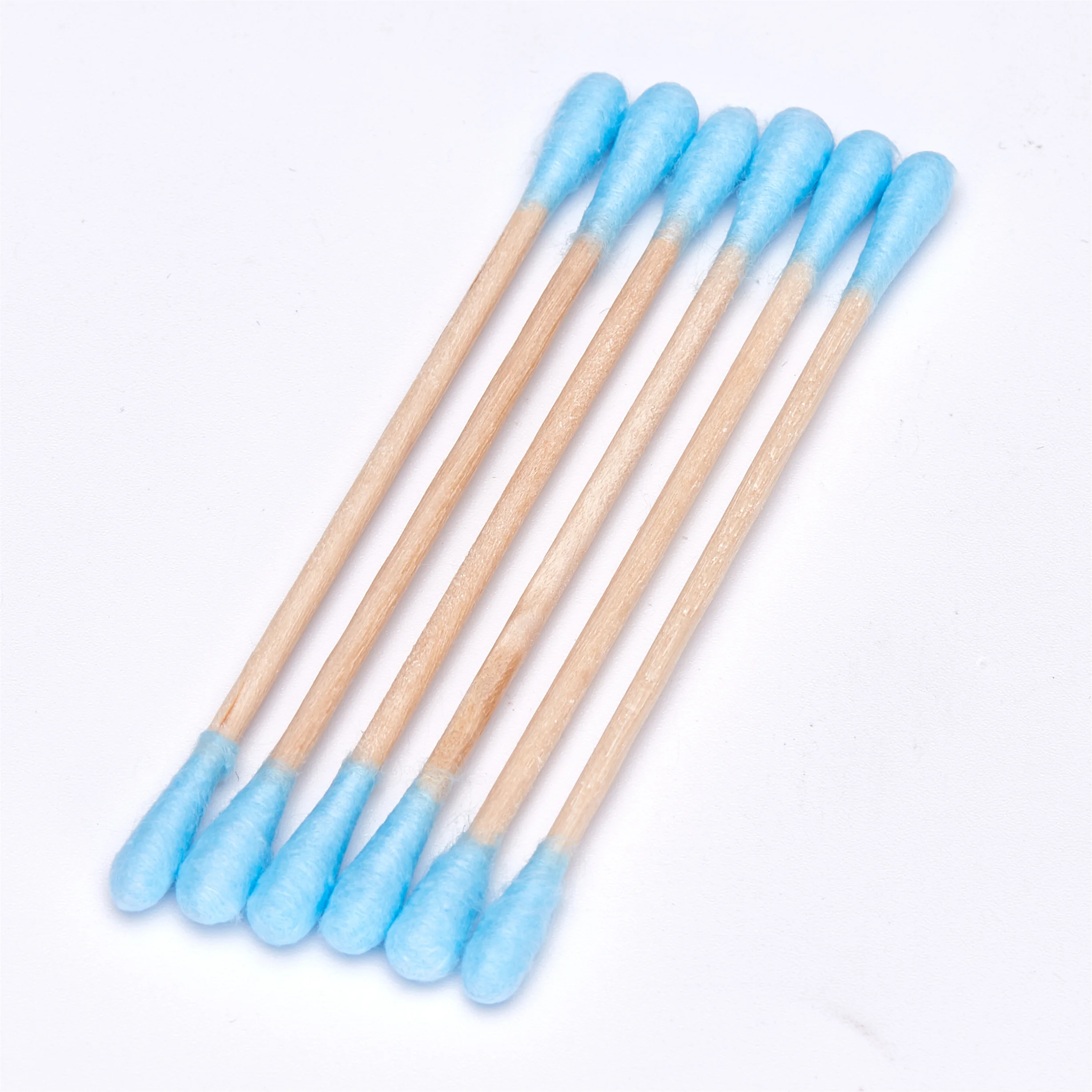 Private Label 200pcs Biodegradable Colorful Cotton Buds Eco-friendly Bamboo Ear Cleaning Cosmetic Cotton Stick Disposable Buds