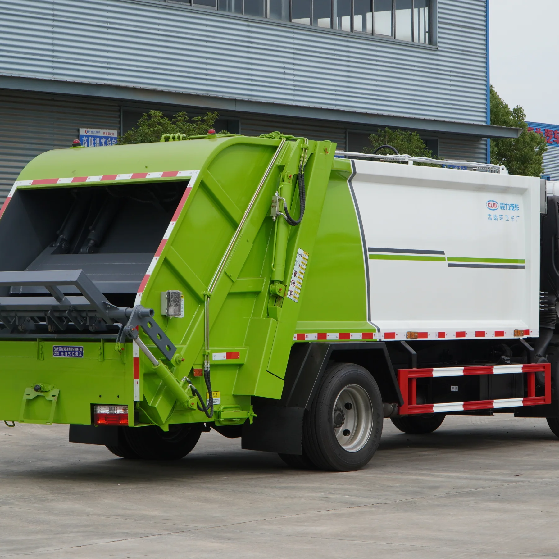 DONGFENG 13cbm 4X2 Garbage Compactor Truck 10ton 2 Axles Waste Management Eco-Friendly Refuse Collection