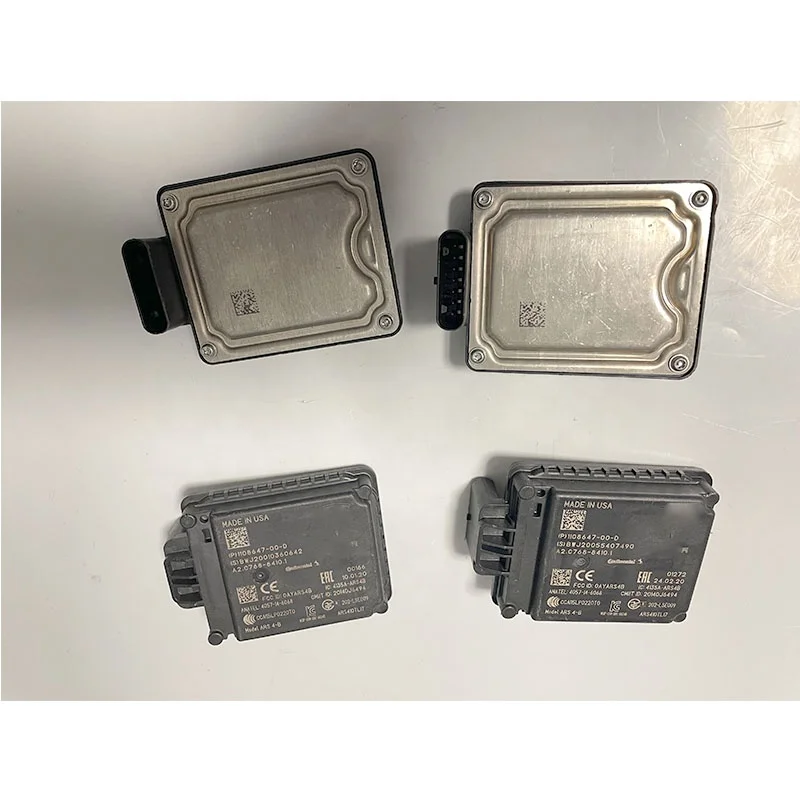 Used Original MODEL 3 Front Distance Radar Sensor for Tesla  parts Radar Sensor 1108647-00-D