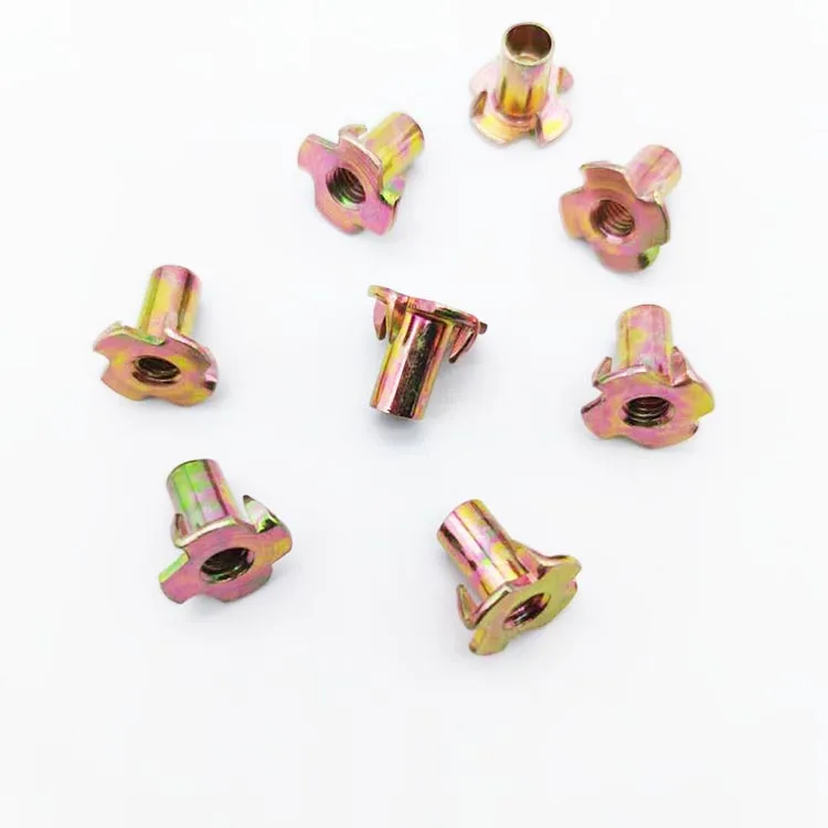 Метрические цинковый покрытый карбоновый стальной врезные гайки 4 зубцами стук в дерево Captive вставить гайка