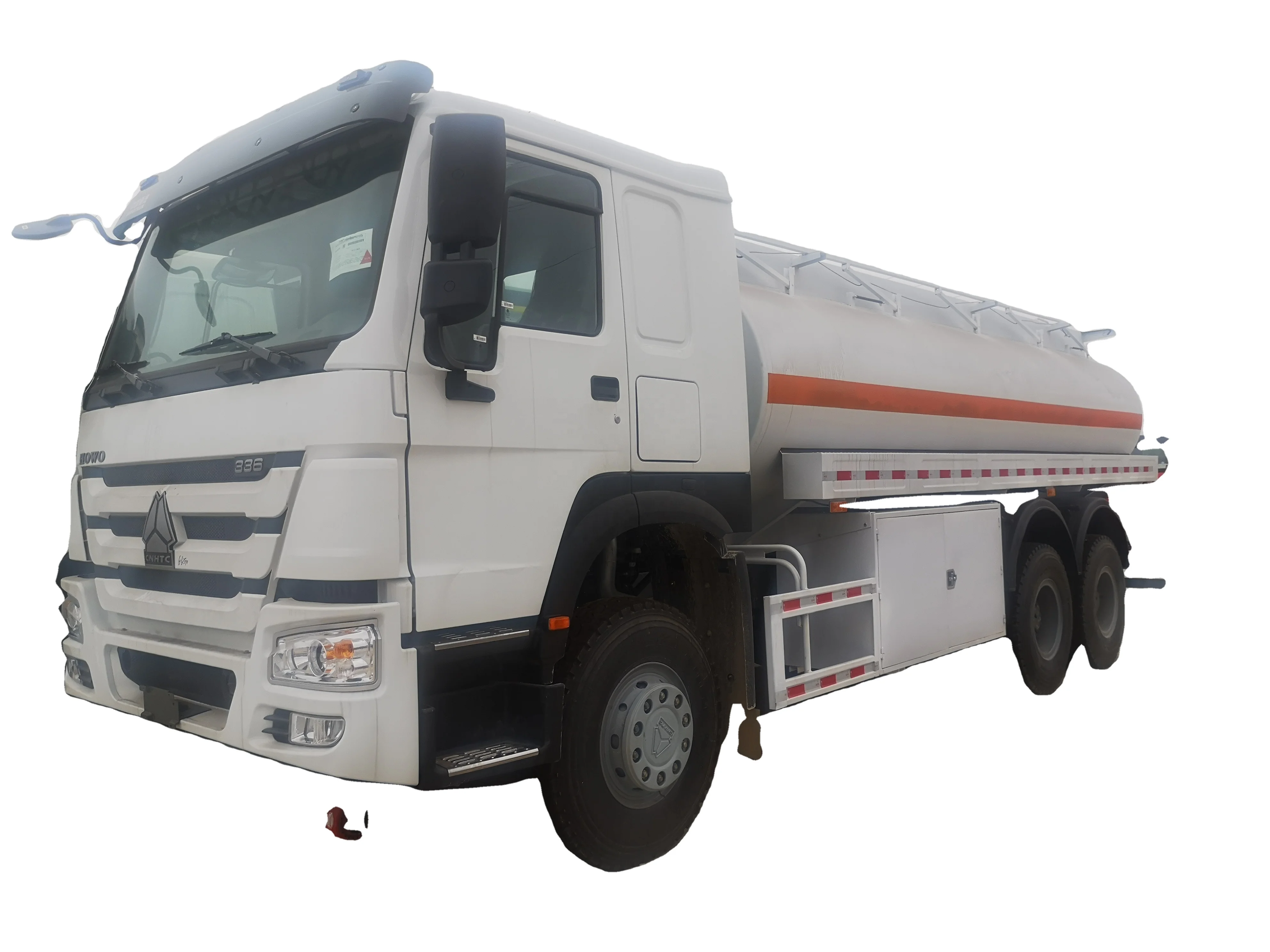sinotruck howo 6*4 10 wheels 20000 liters fuel tank truck for sale