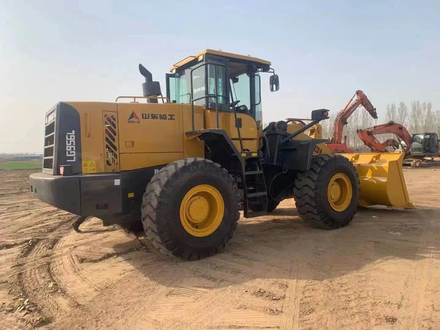 Used SDLG 956L