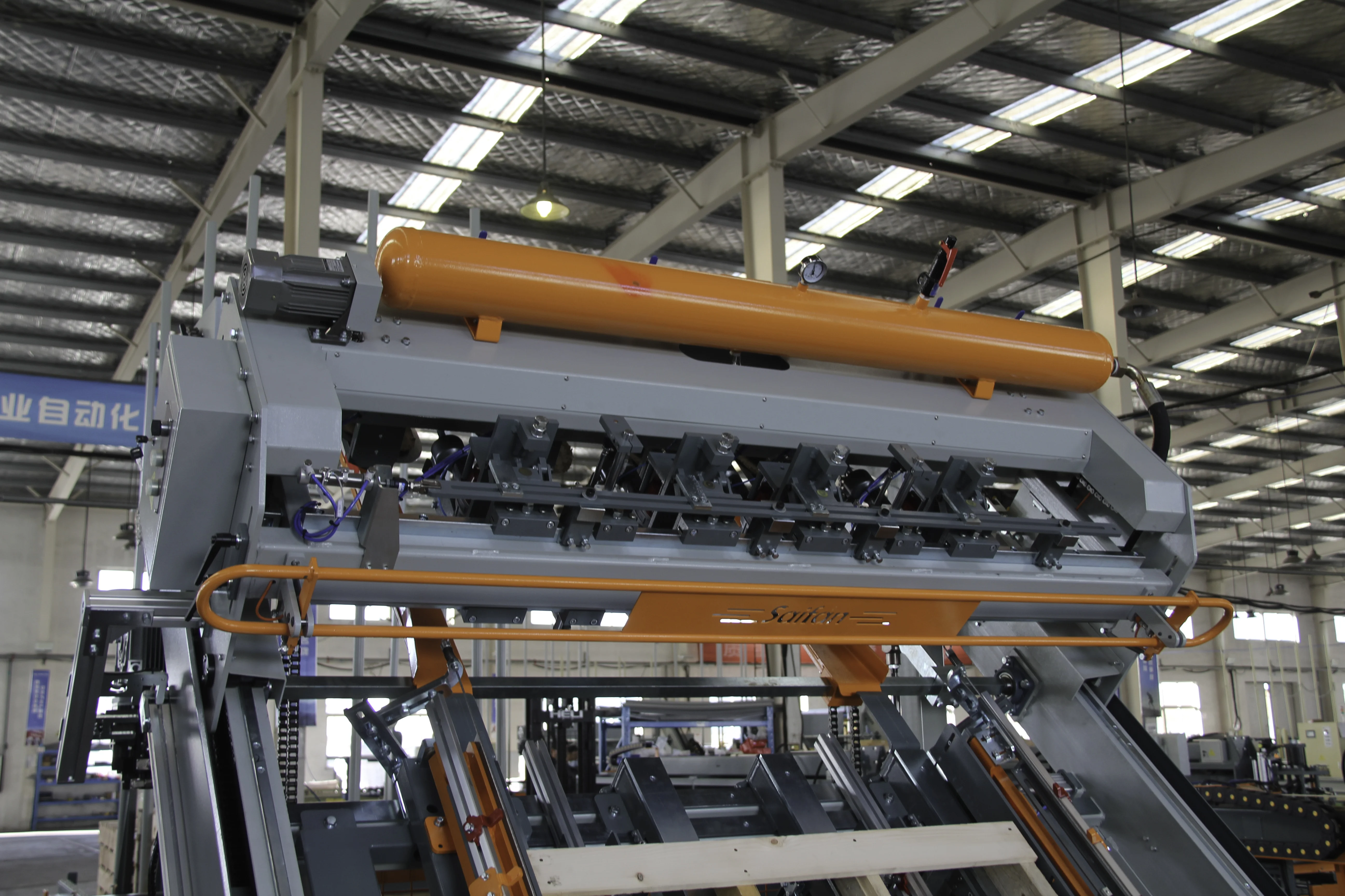 Saifan SF9025 Woodworking Automatic Stringer Wood Pallet Nailing Machine