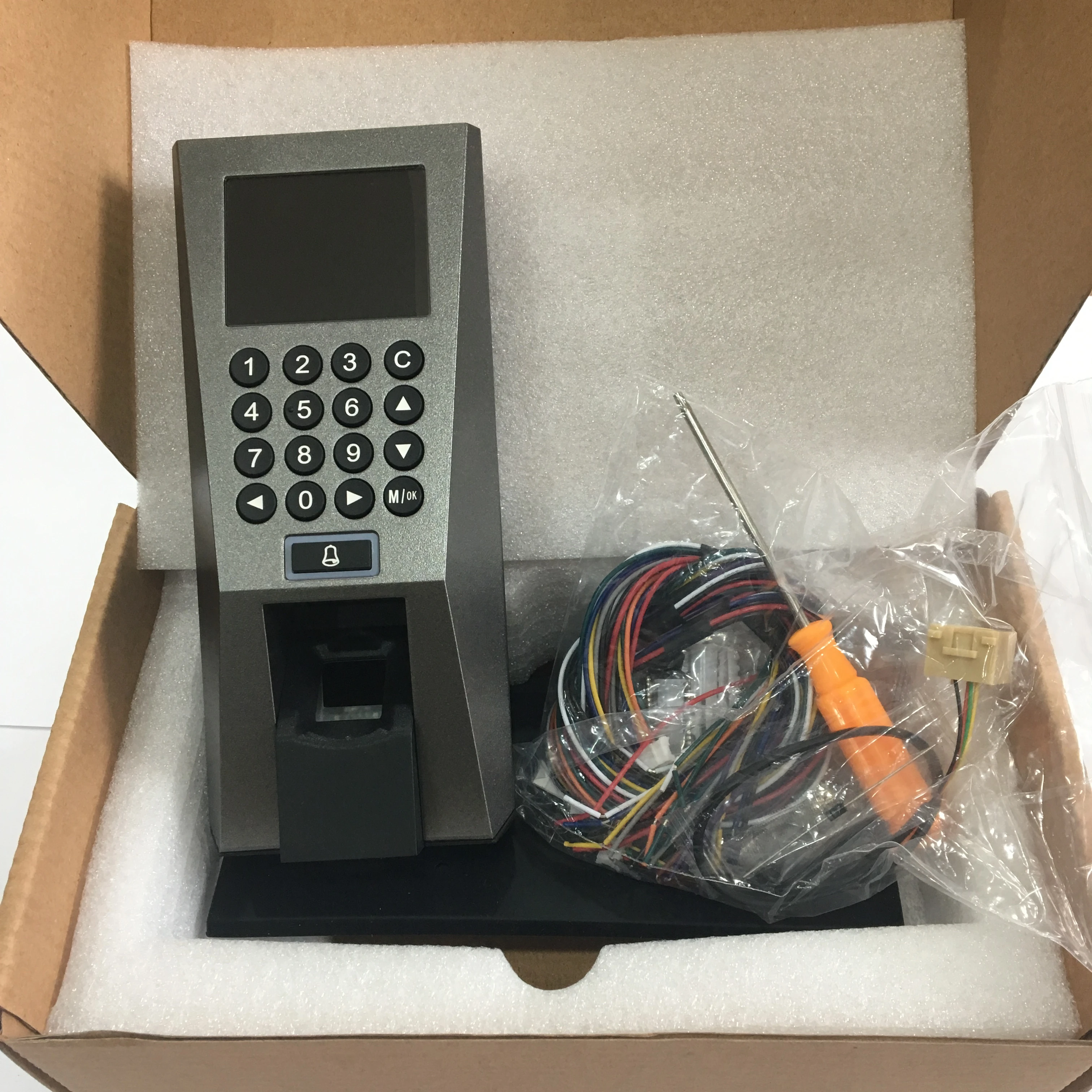 
Biometric Device Wiegand Tcp/Ip Fingerprint Rfid Card Door Access Control System F18 