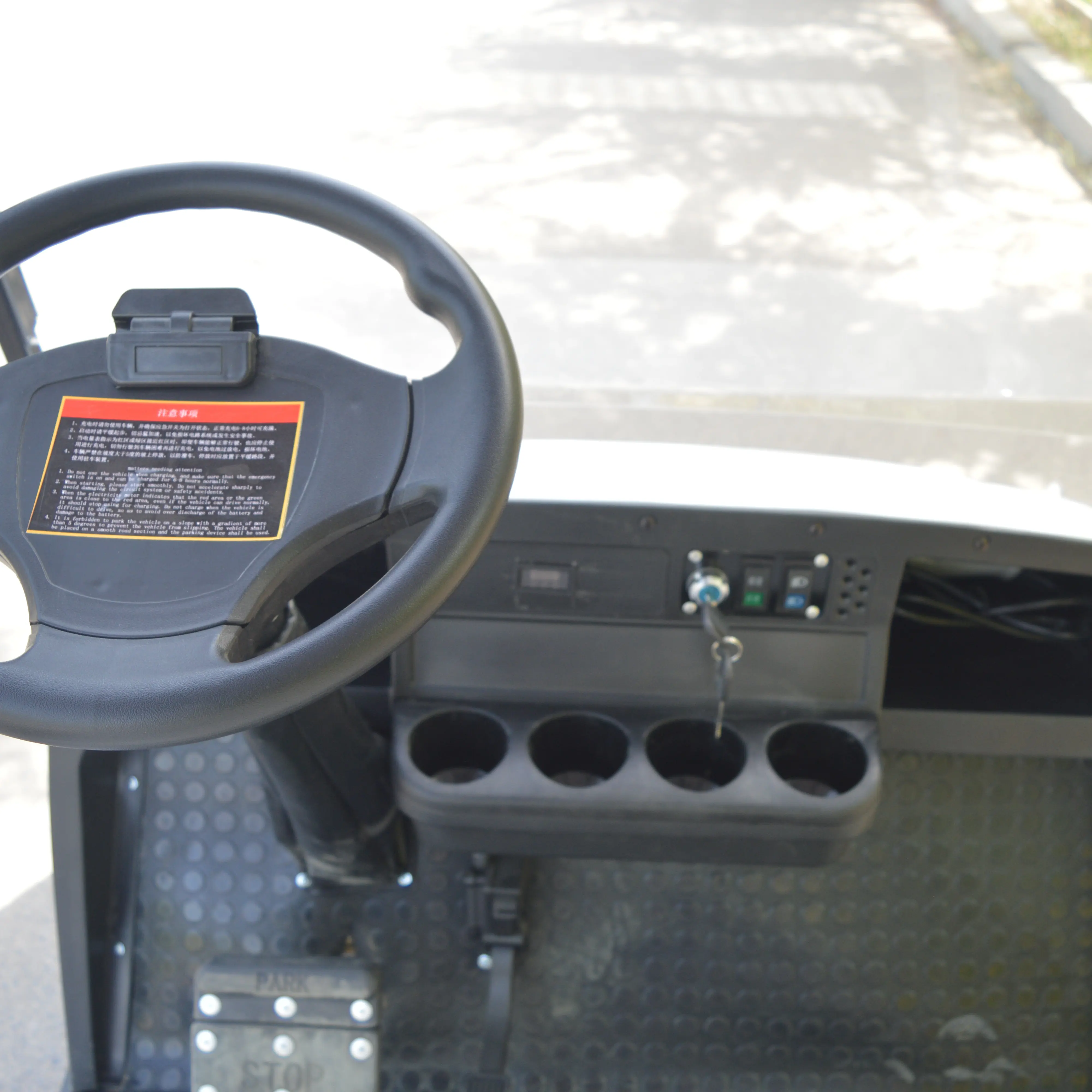 2/4/6/8 Seats Electric Road Golf Cart with Curtis Controller Metal Steel Plastic Hunting Buggy Scooter for Golf Trolleys