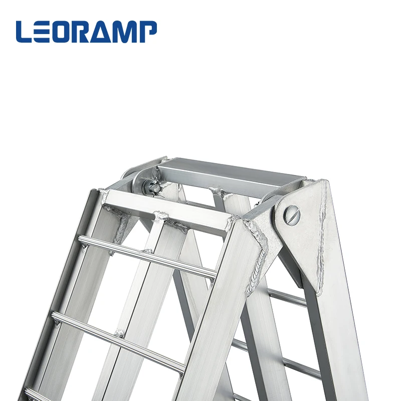 Maximum load bearing capacity 680KG portable aluminum folding loading atv ramps