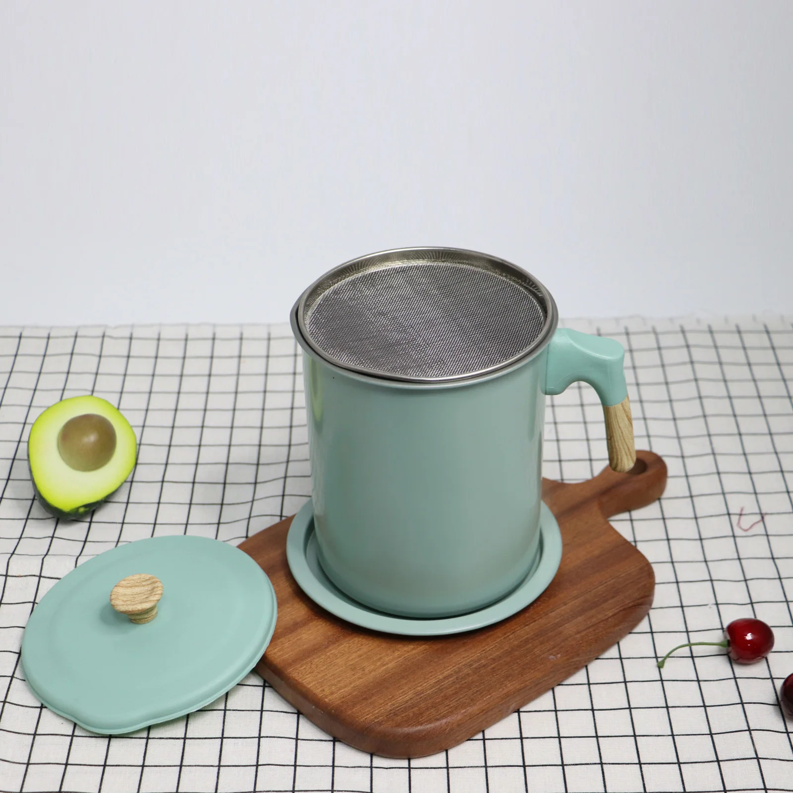 Bacon Grease Container Thick Iron Oil Filter Pot Rust-Proof Oil Storage Container For Kitchen (1.4L/1.7L) Grease Can